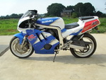�������� �� ������ �������� Suzuki GSX-R400R 1993 ���� 10